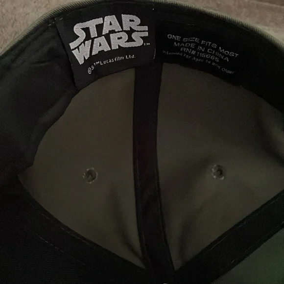 NEW Star Wars Men's Officially Licensed Mandalorian Baby Yoda Snapback Hat Cap - Picture 5 of 8